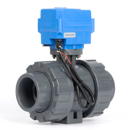 2" dobbelunion UPVC motorisert kuleventil - DC 24V, 2-leders automatisk retur, normalt lukket med manuell overstyring og EPDM-tetning