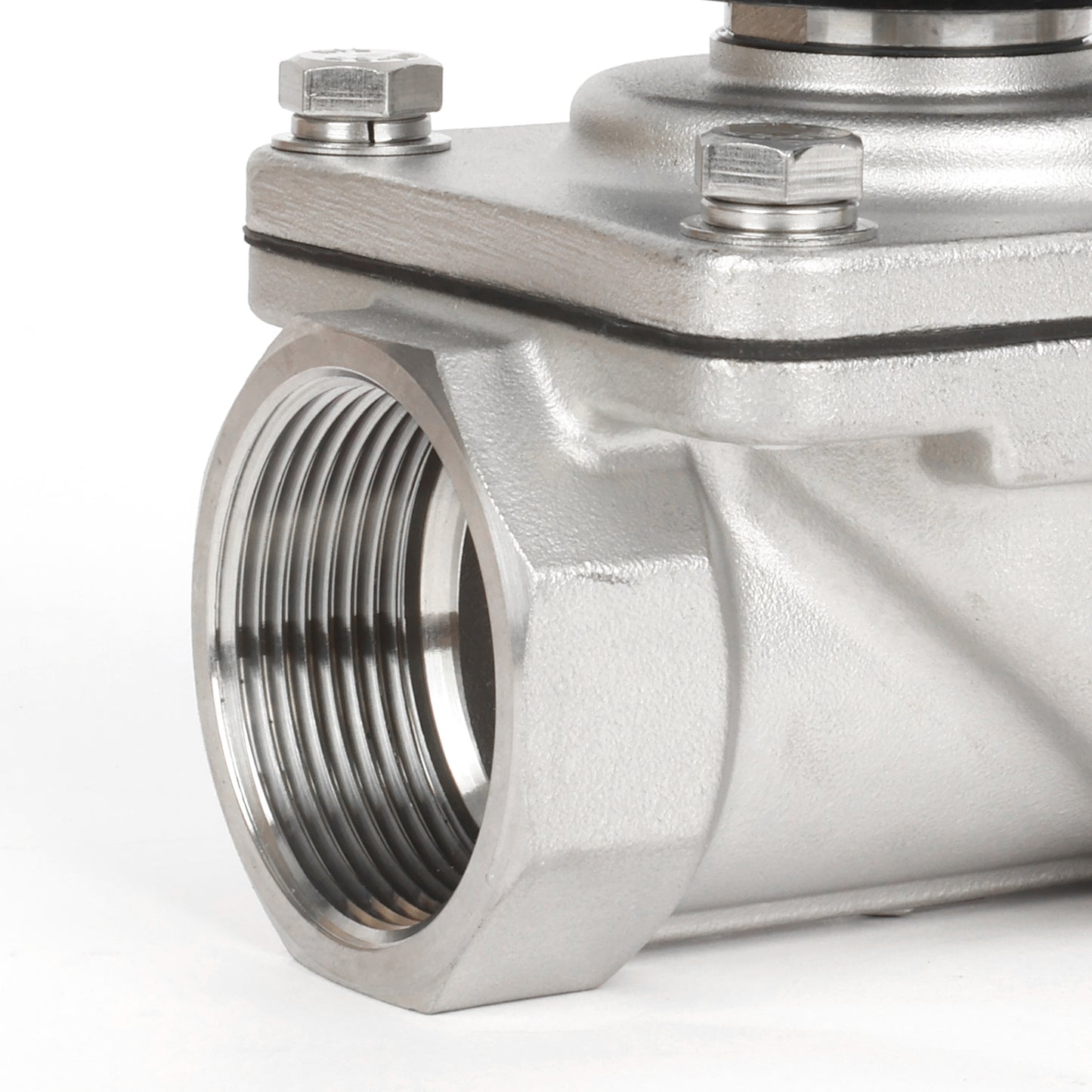 1-1/2" magnetventil - rustfritt stål 24V DC normalt lukket med Viton-tetning, koblingsbokstype